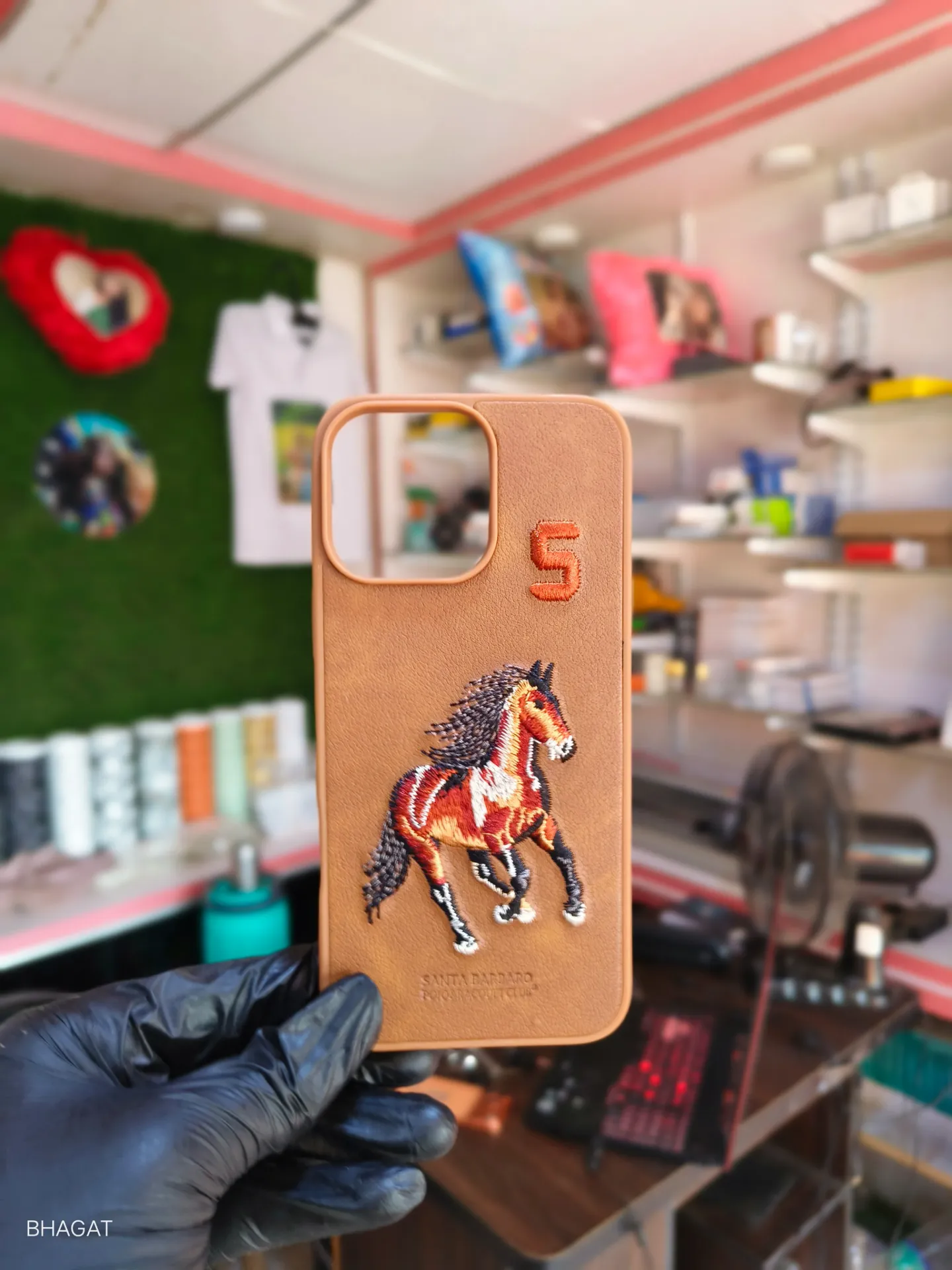 Santa Barbara Leather Case -iPhone 16 pro max