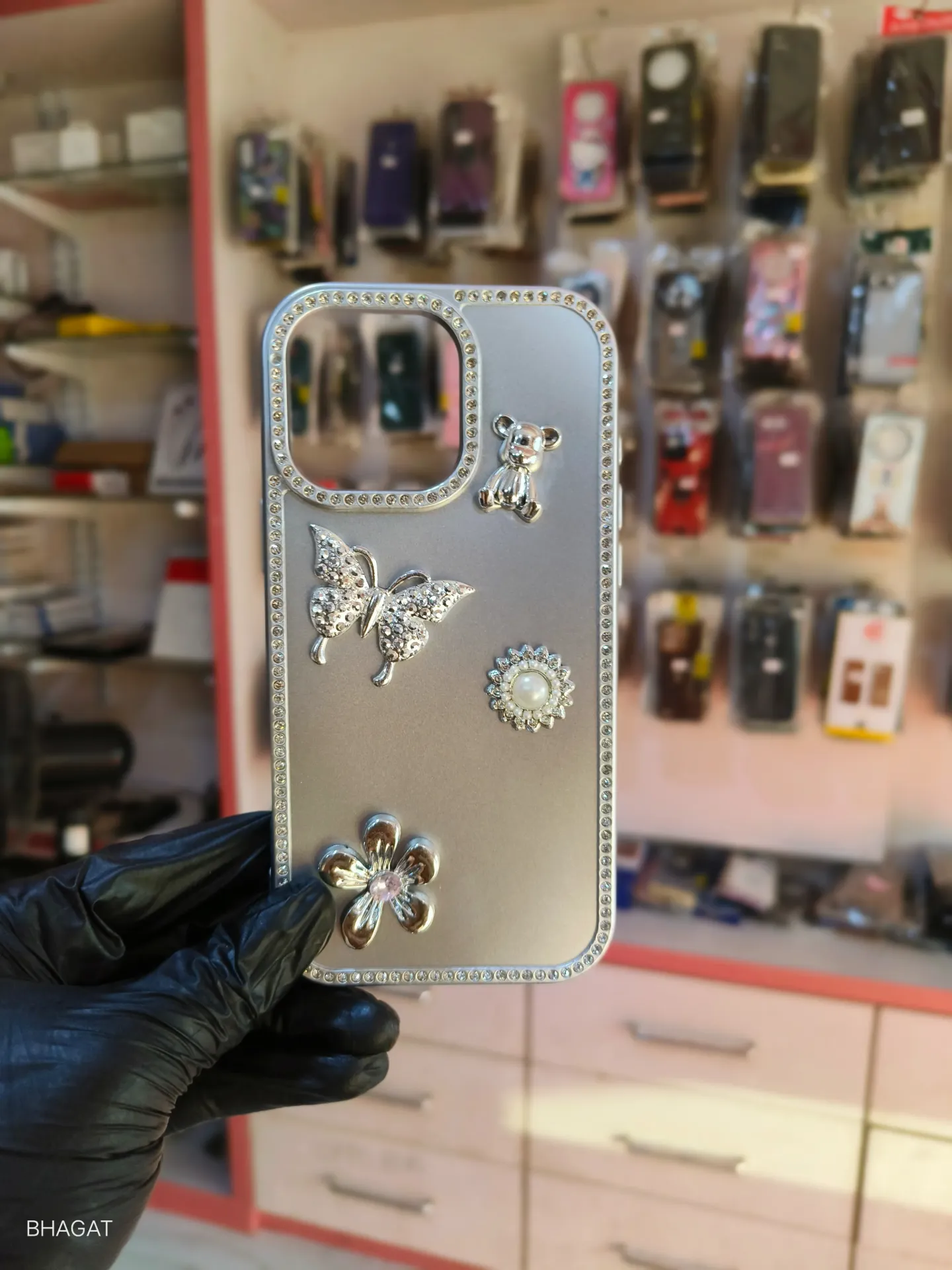 Dimond girlish case - iphone 16 pro max
