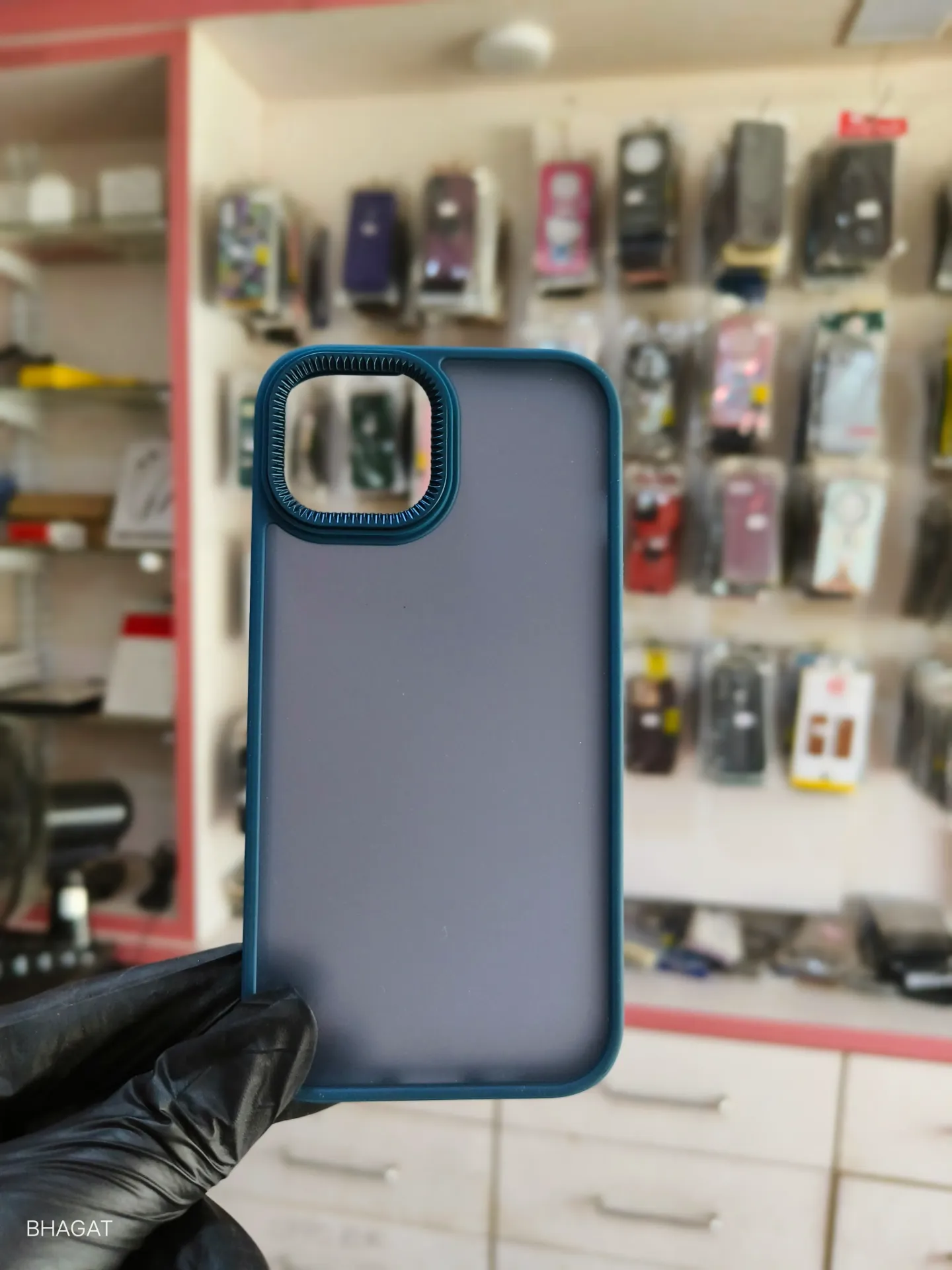 Hard smoke case - iphone 15