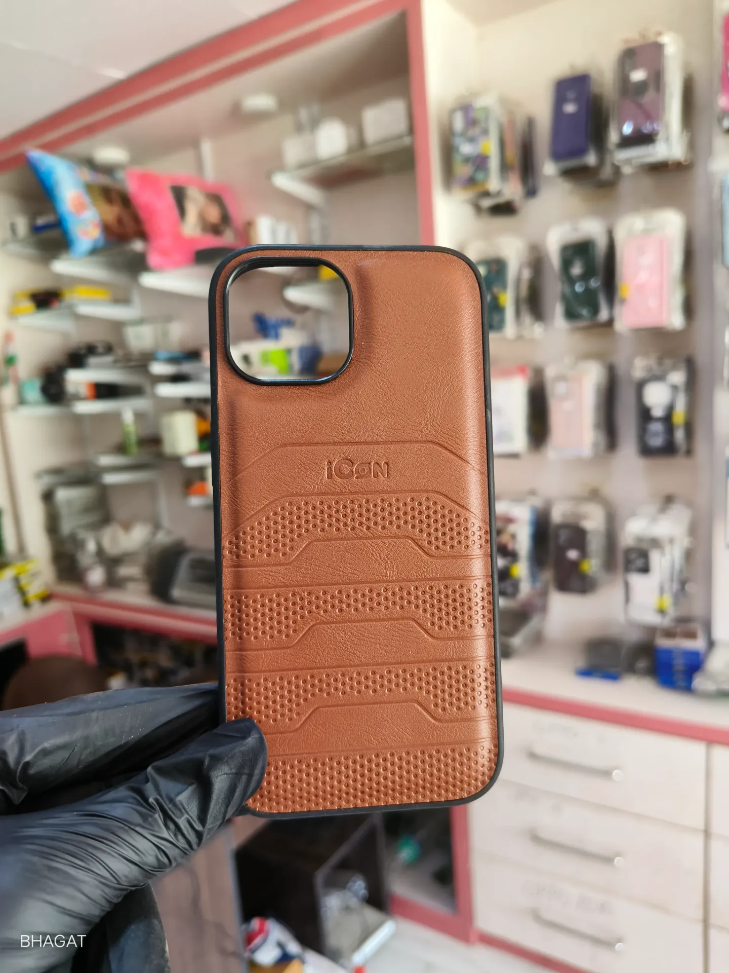 ICON Leather Case -iPhone 15