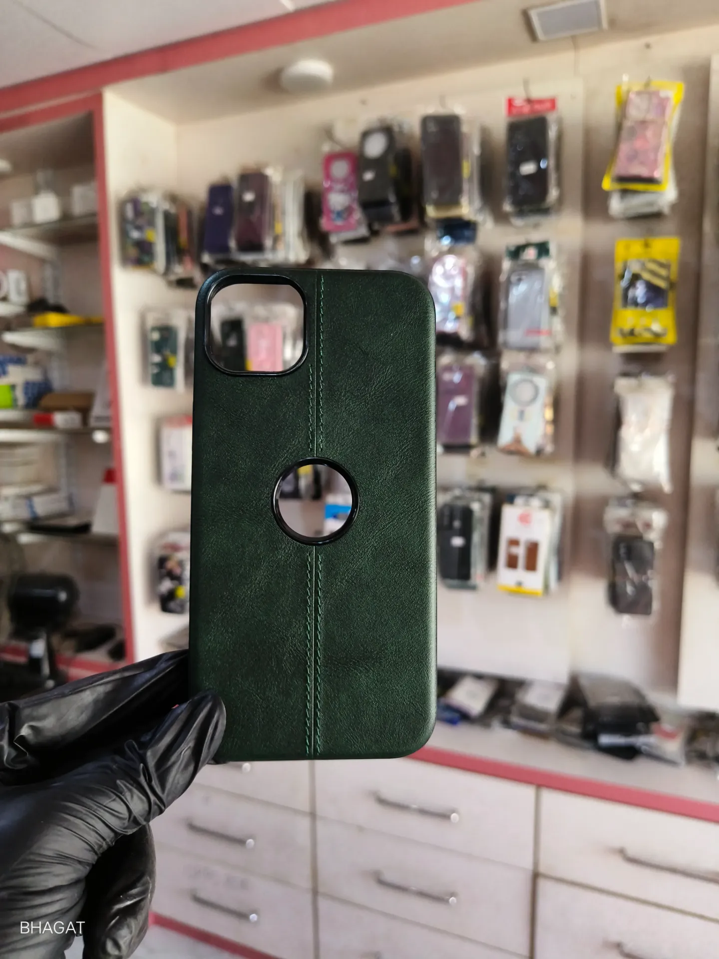 Leather case logo cut - iphone 15 plus
