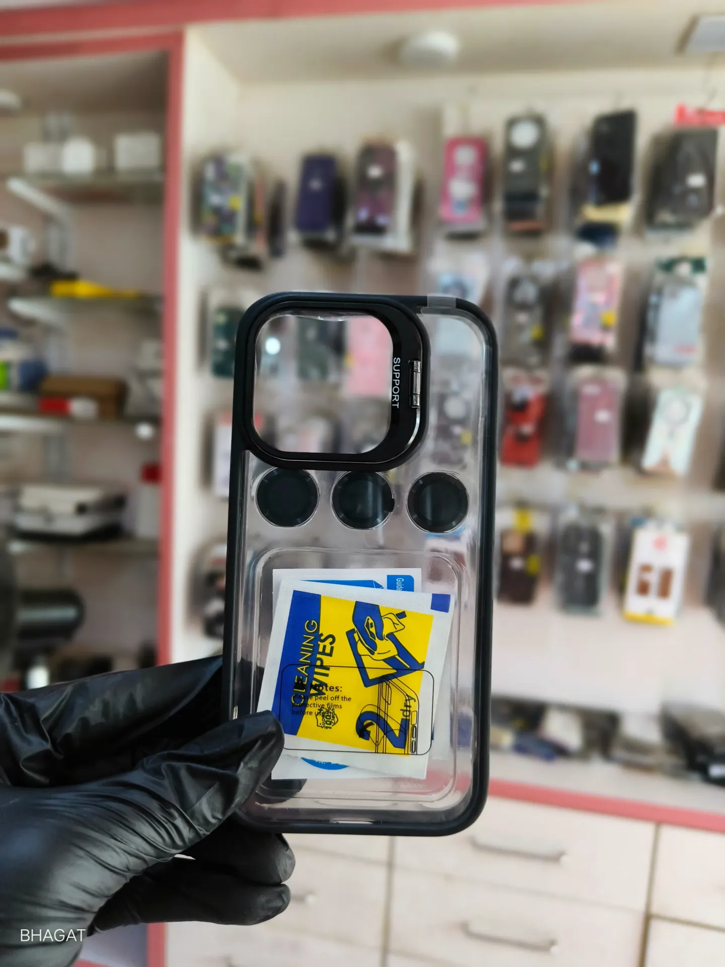 Transparent case with camera stand and camera lens - iphone 15 pro