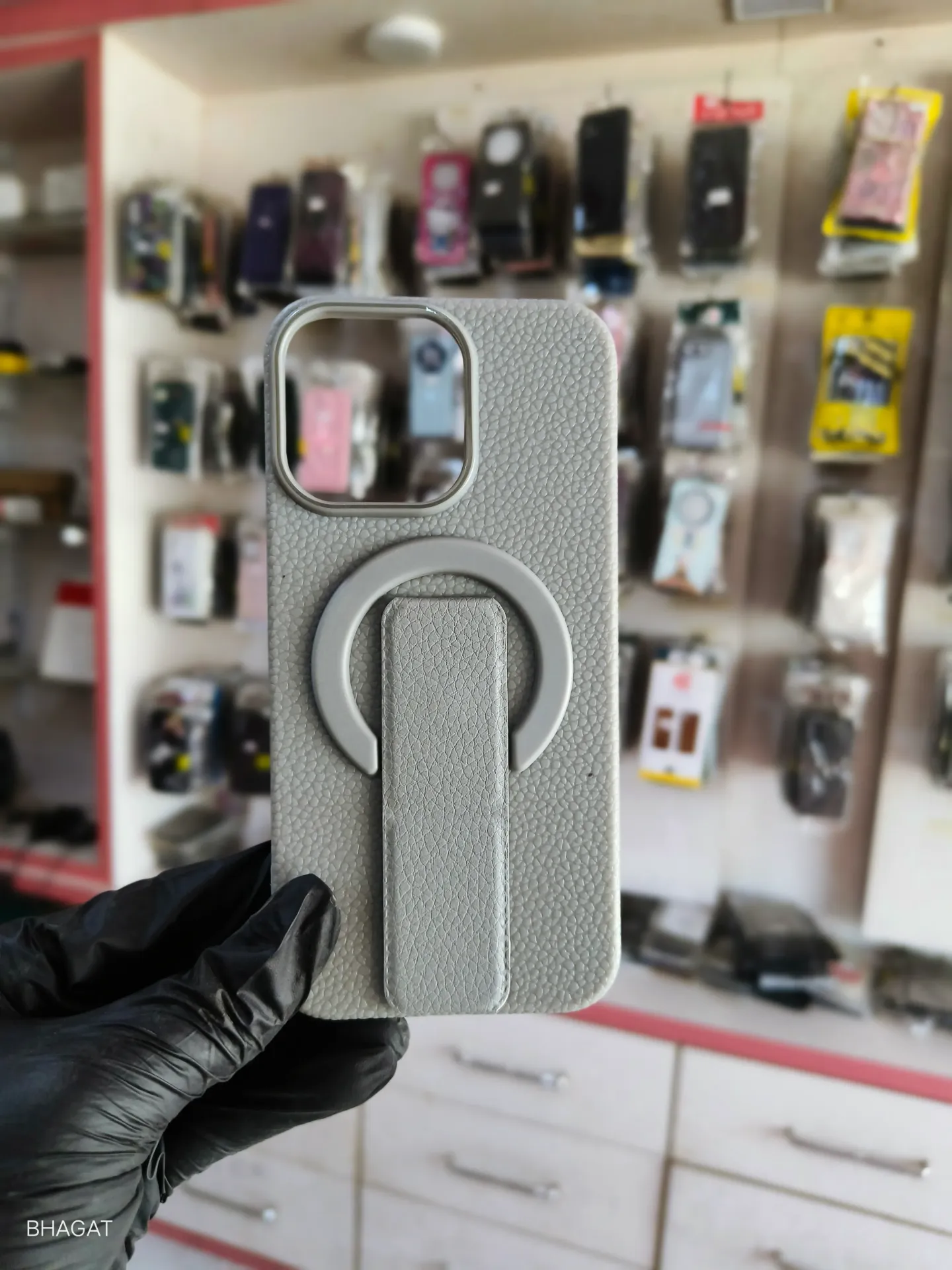 Leather case with stand - iphone 15 pro max