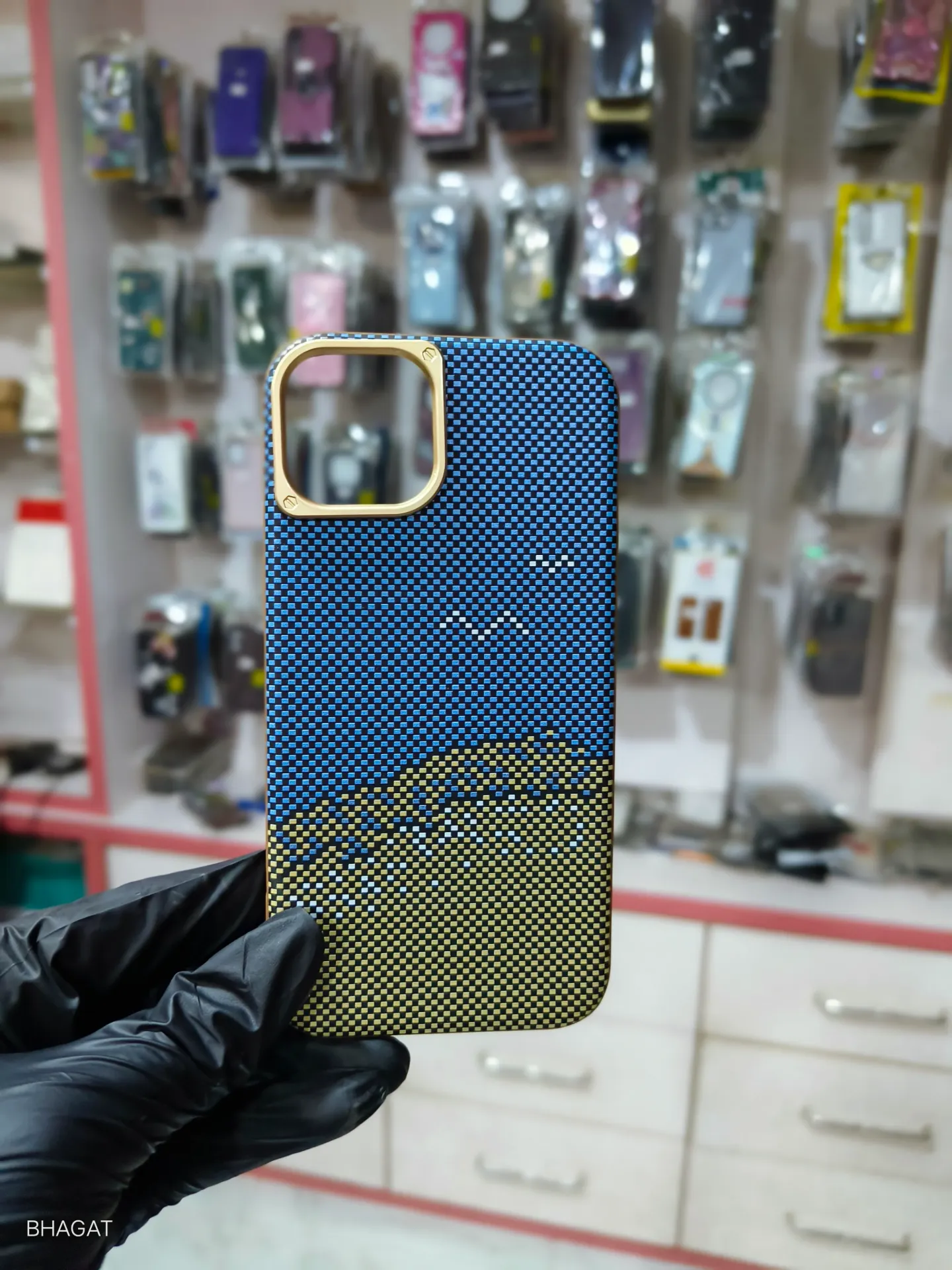Carbon Texture case metal camera Protection - iphone 14/13
