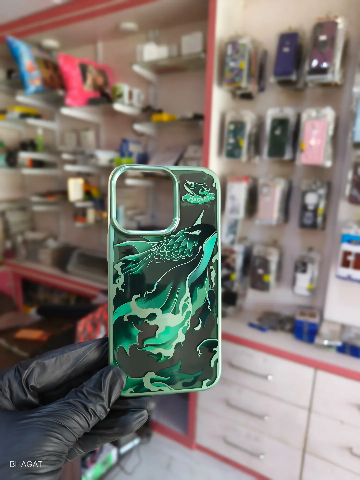 Side soft green design case - iphone 13 pro