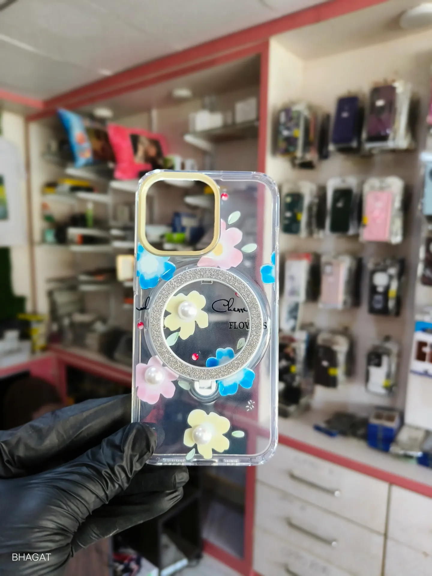 Flower case with magsafe stand - iphone 13 pro