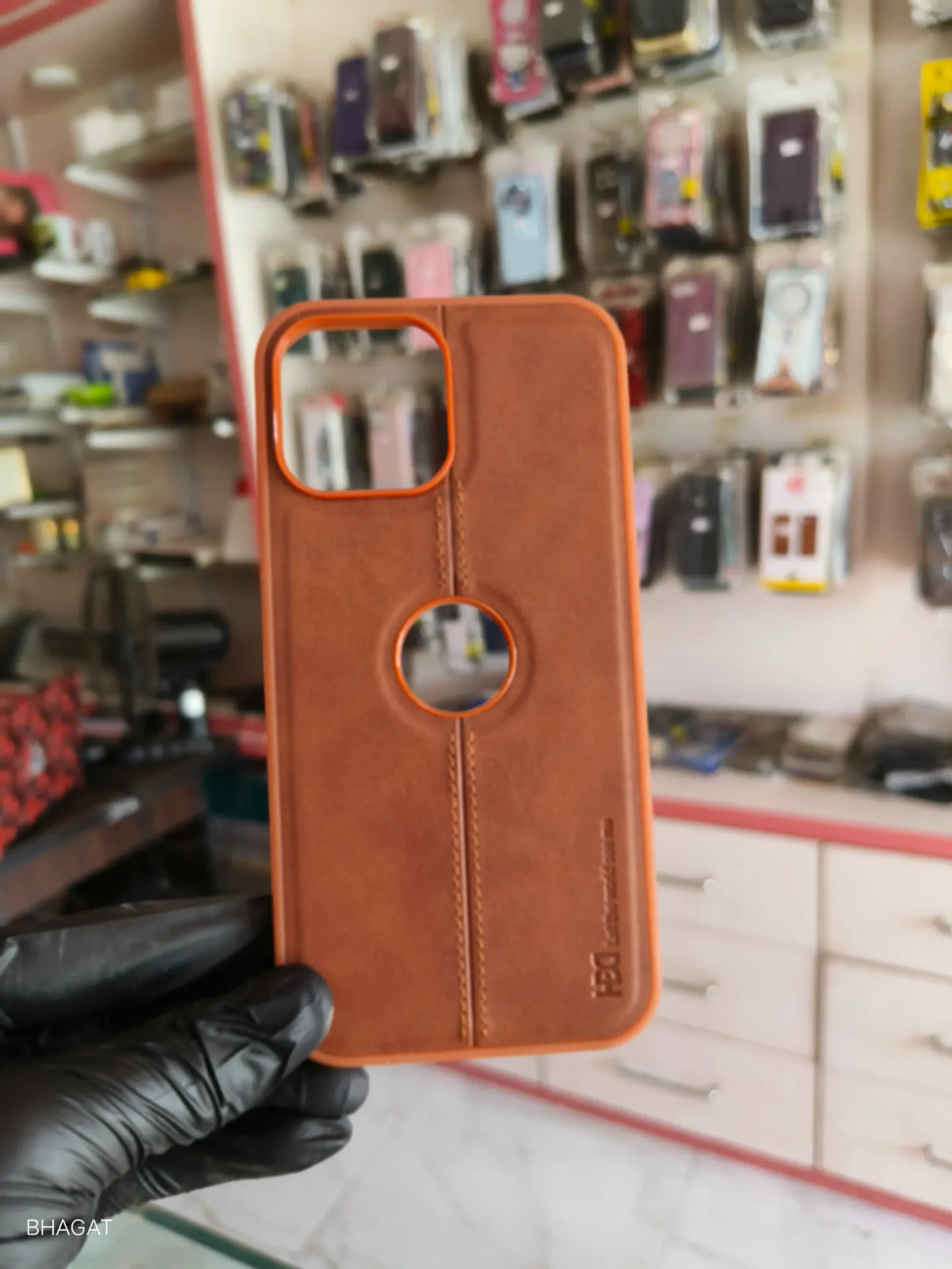 Leather case with logo cut - iphone 13 pro max