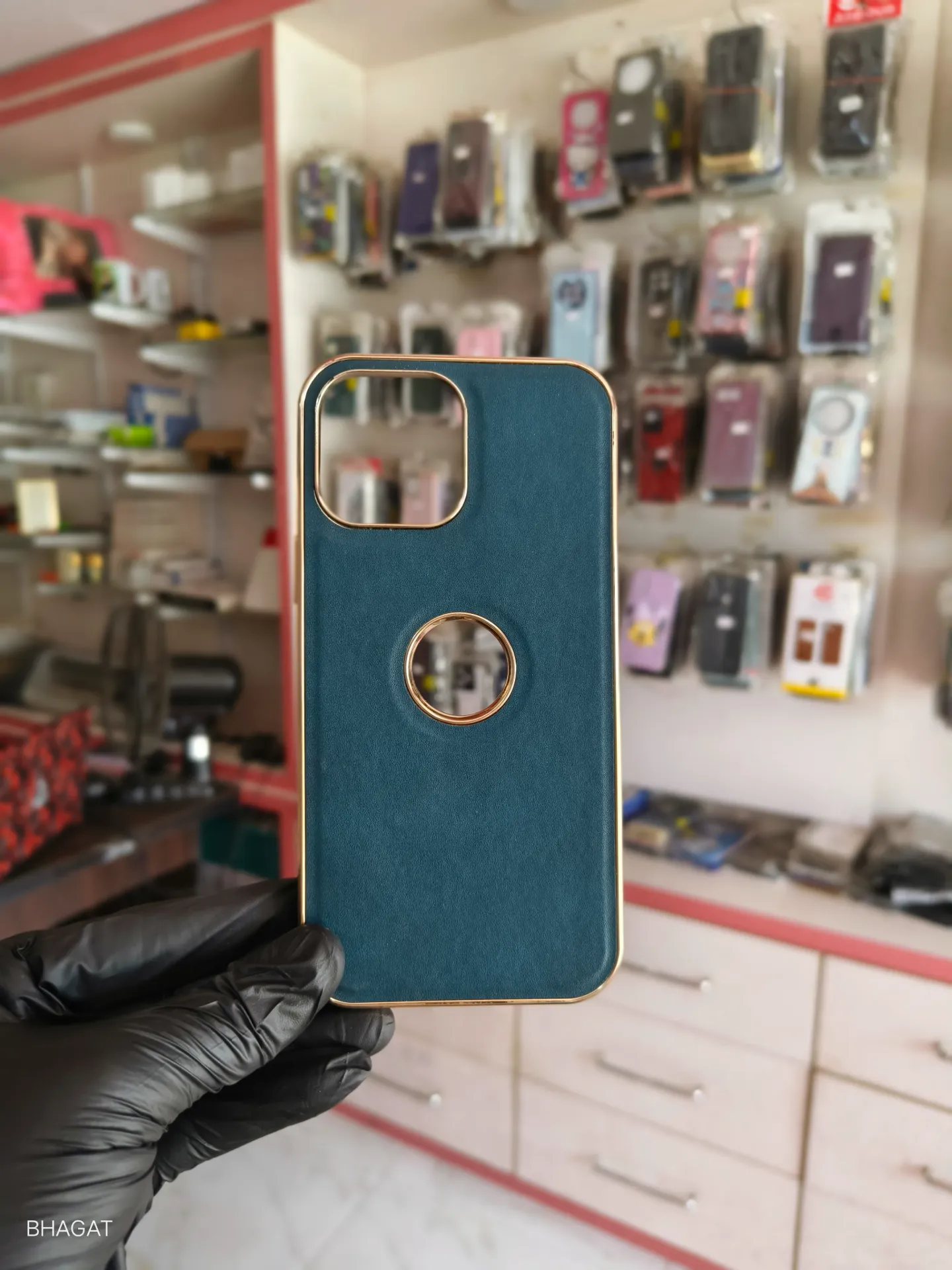 Leather case with logo cut - iphone 13 pro max