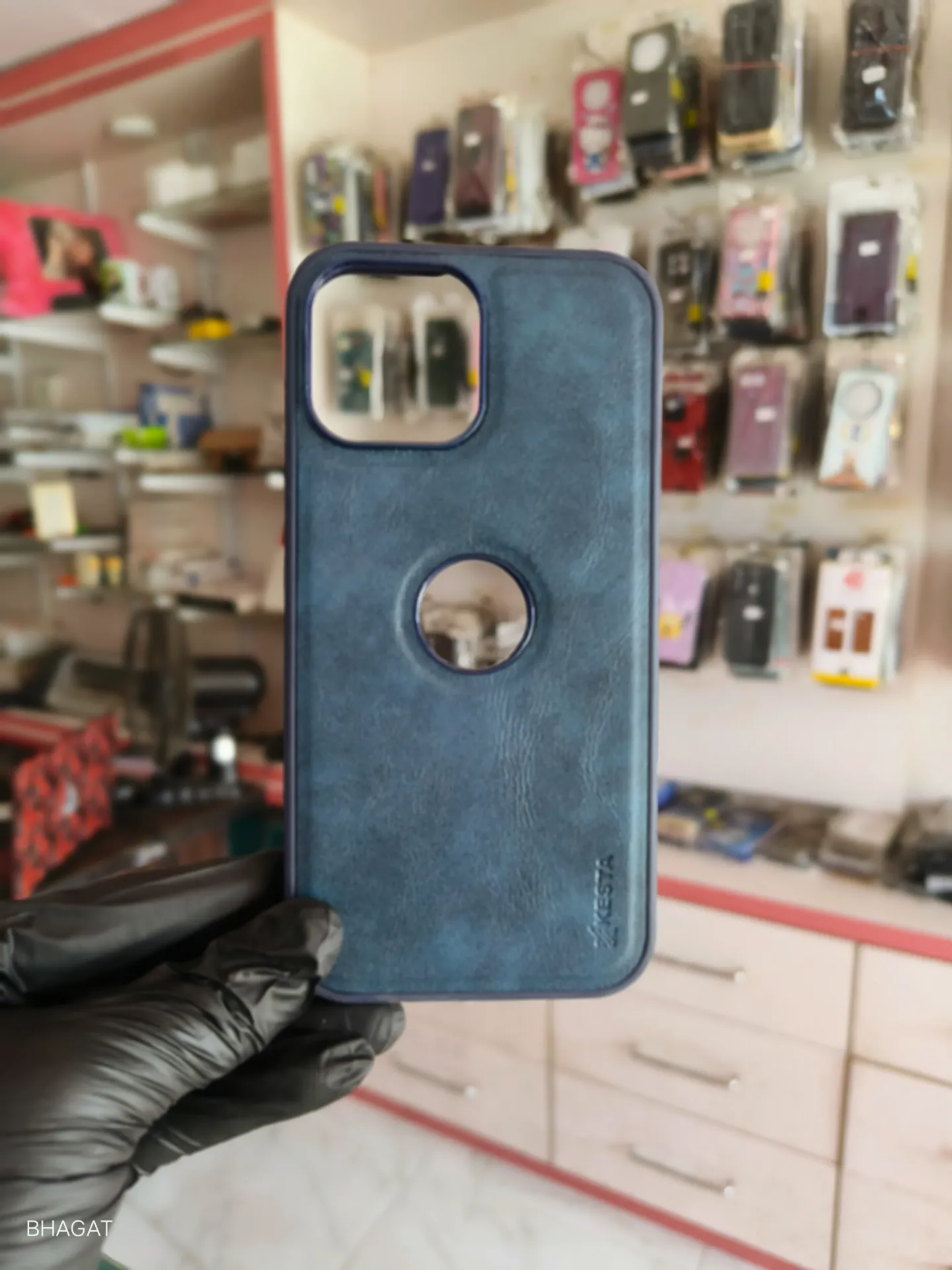 Leather case logo cut -iphone 13 pro max