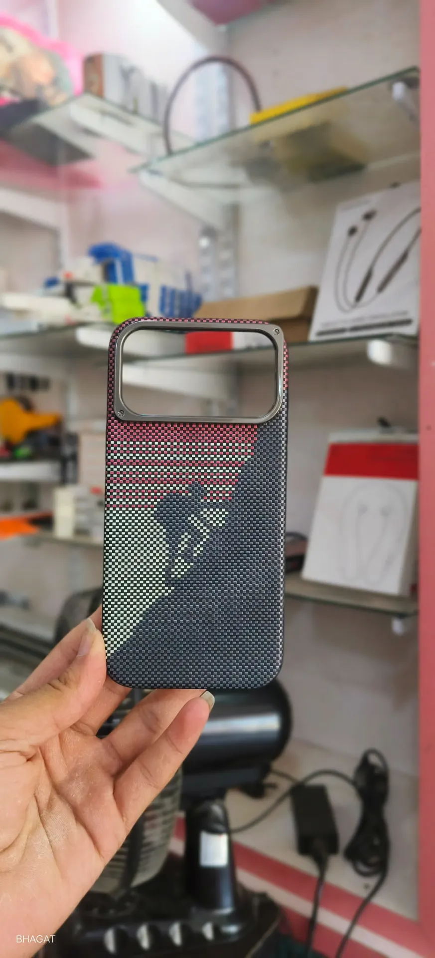 Carbon Texture case metal camera Protection - iphone 17 pro max