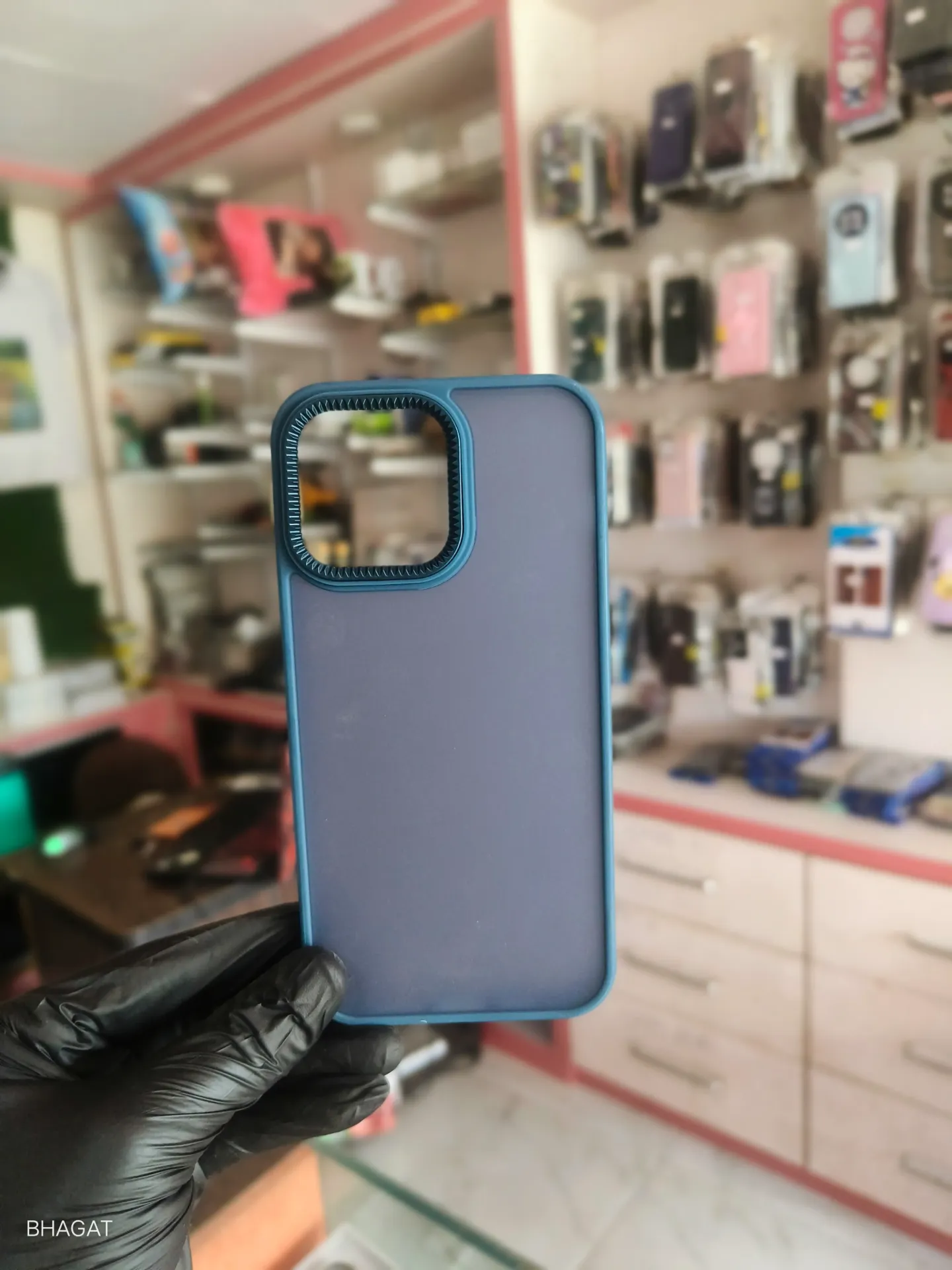 Hard smoke case - iphone 13 pro max
