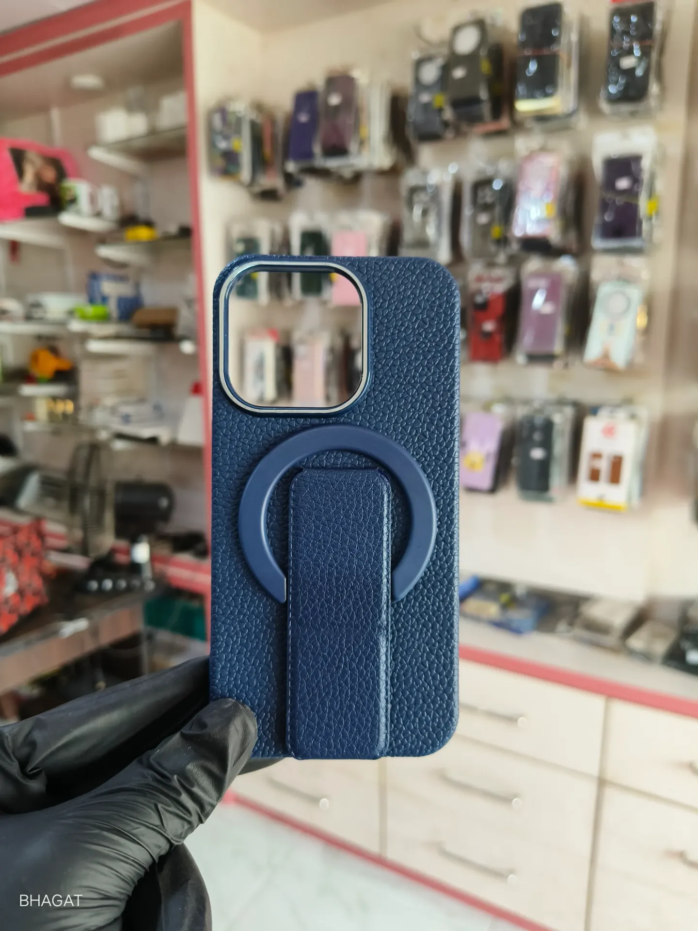 Leather case with stand - iphone 14 pro