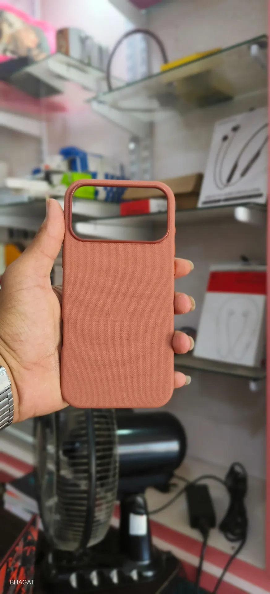 TechWoven Leather Case - iphone 17 pro max