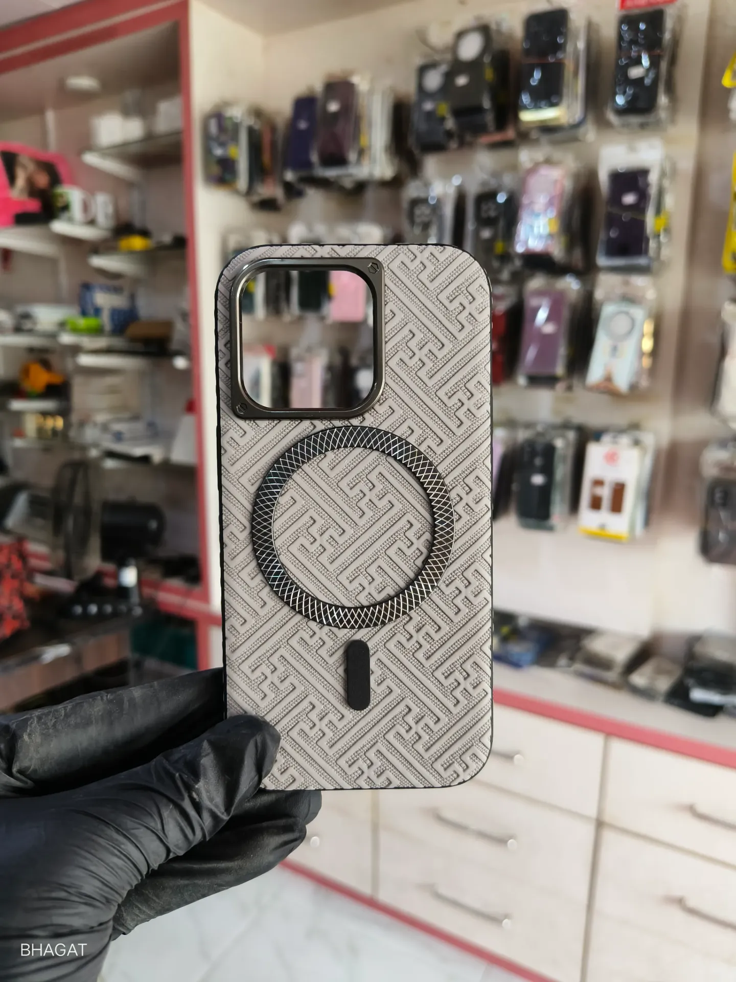 Leather magsafe case with camera Protection - iphone 14 pro