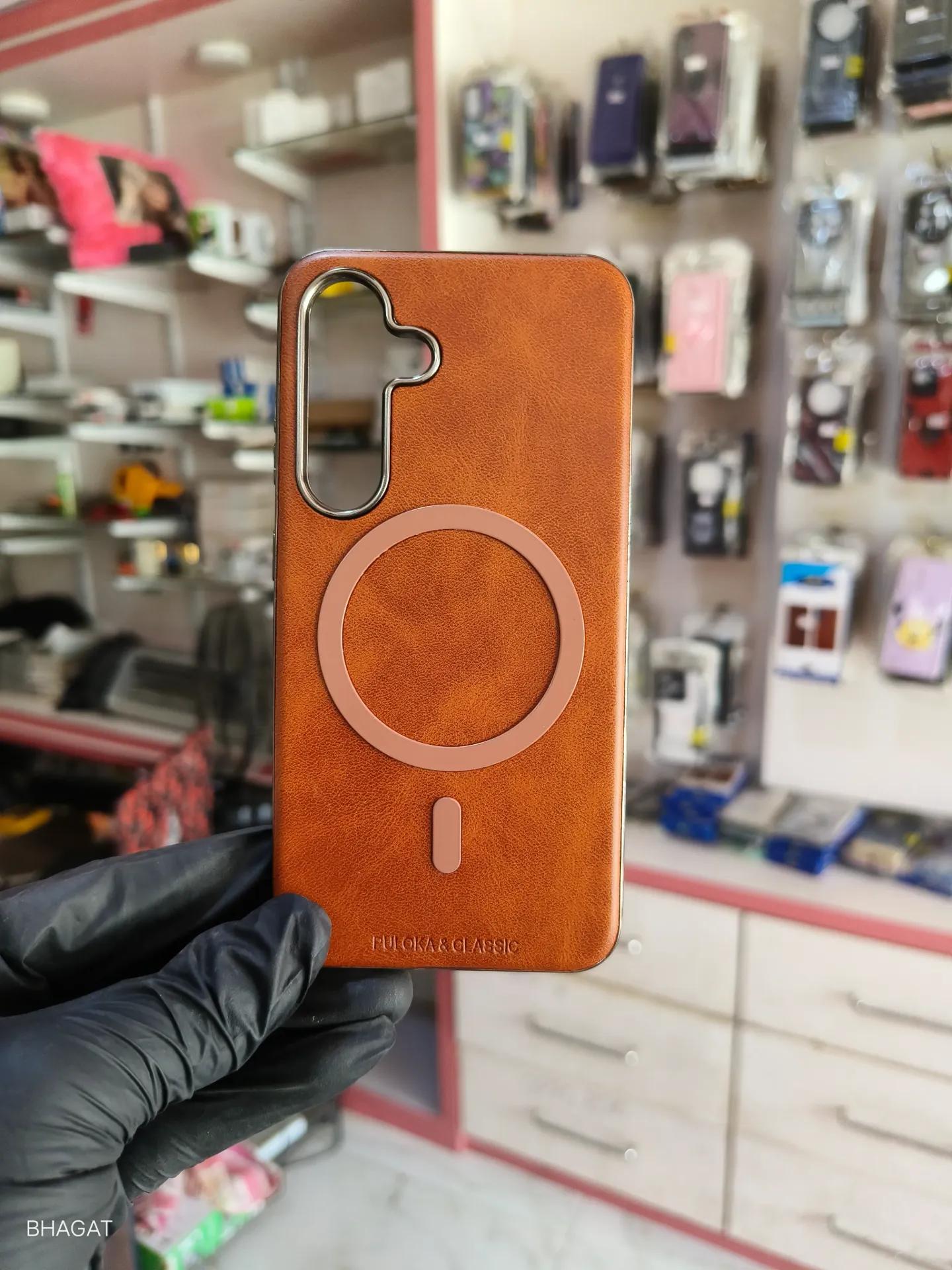 PULOKA Leather Case with magsafe - S25