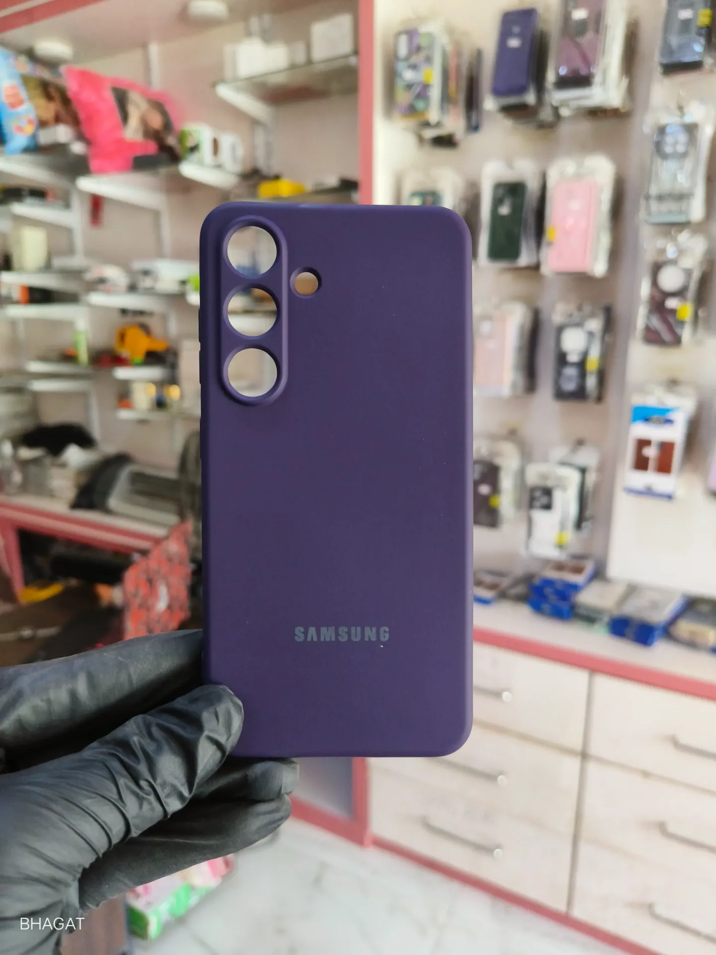 Silicon case with inside cloth - S25