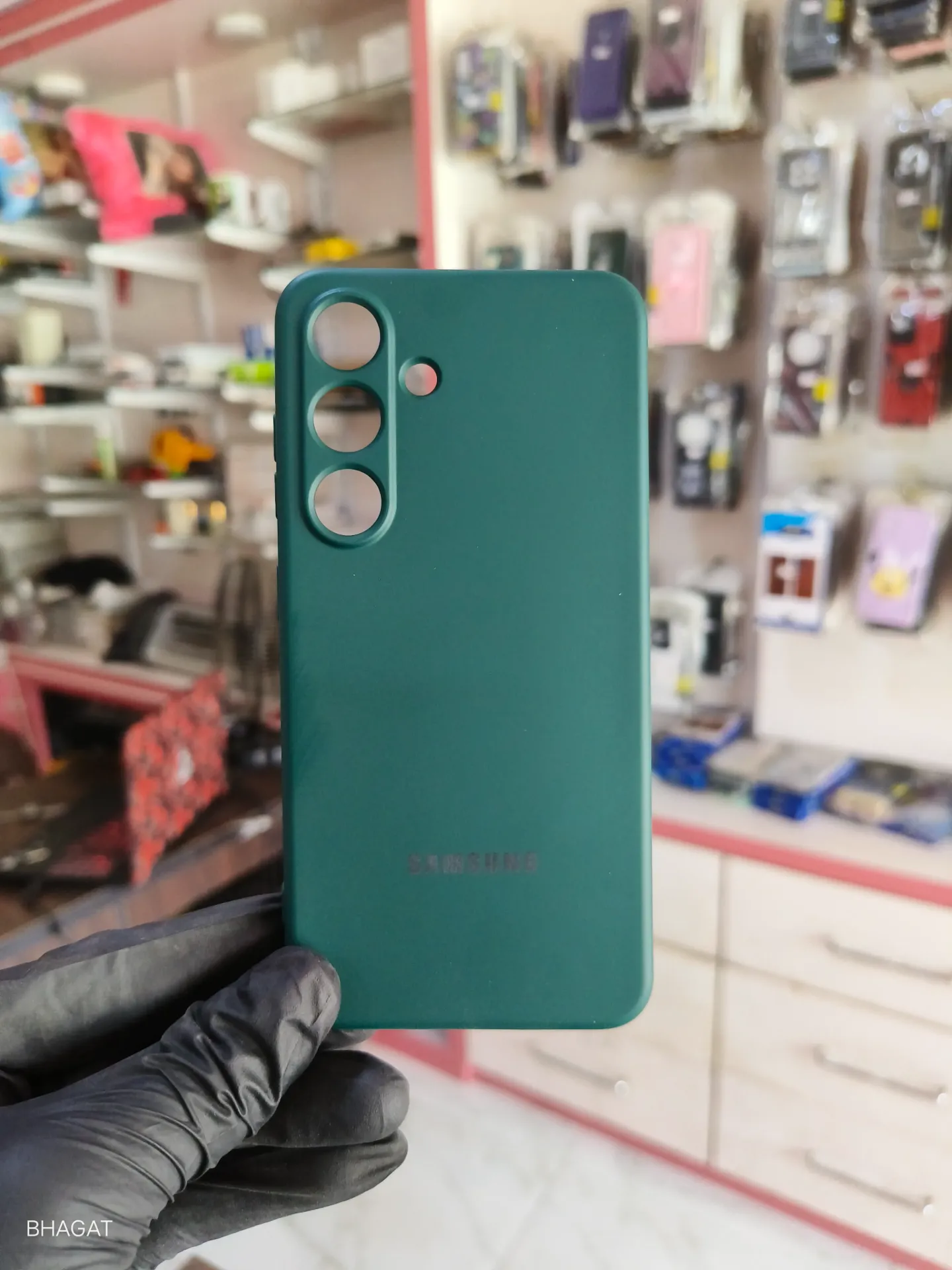 Silicon case with inside cloth - S25