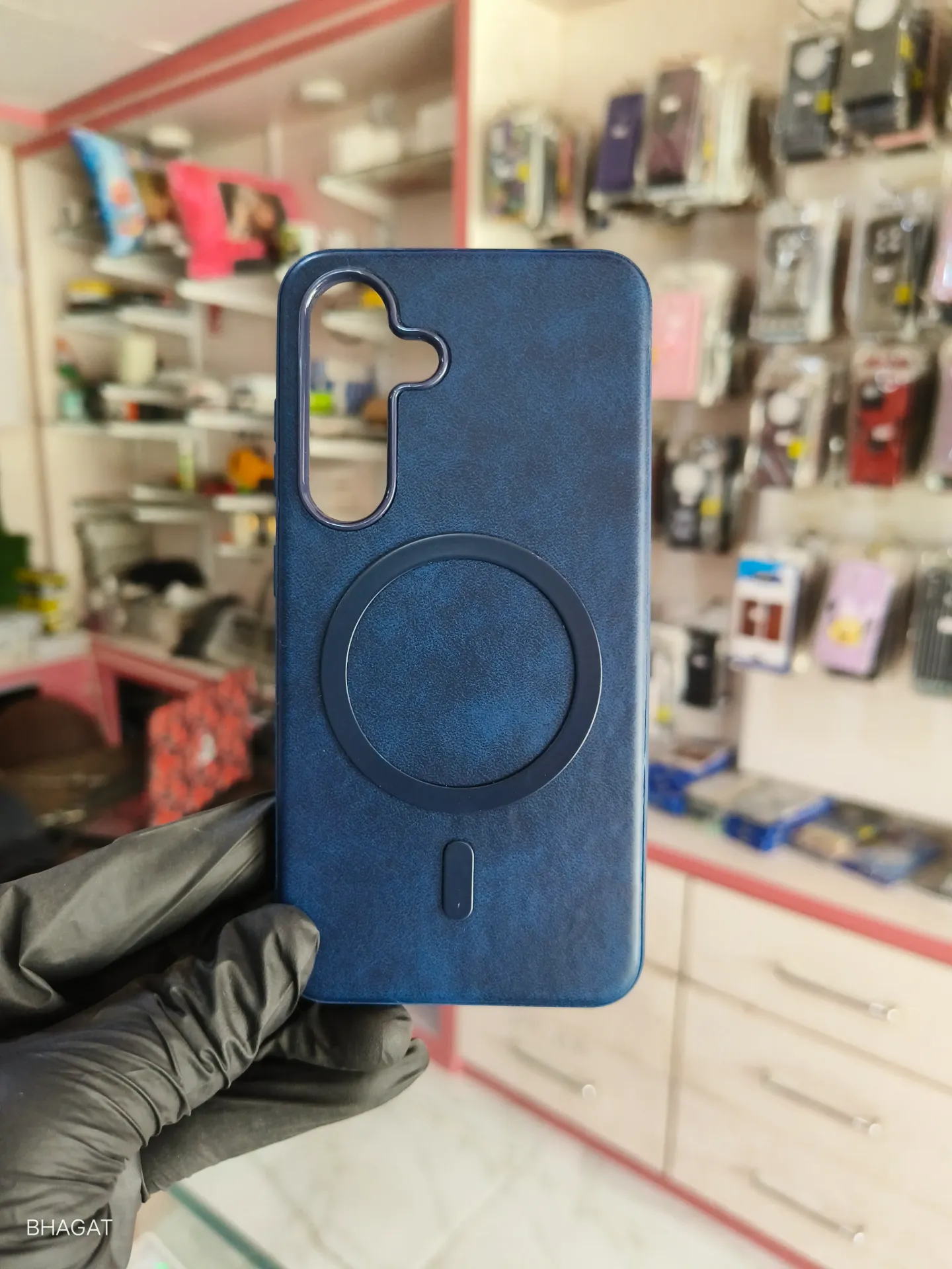 Leather case with magsafe - S25
