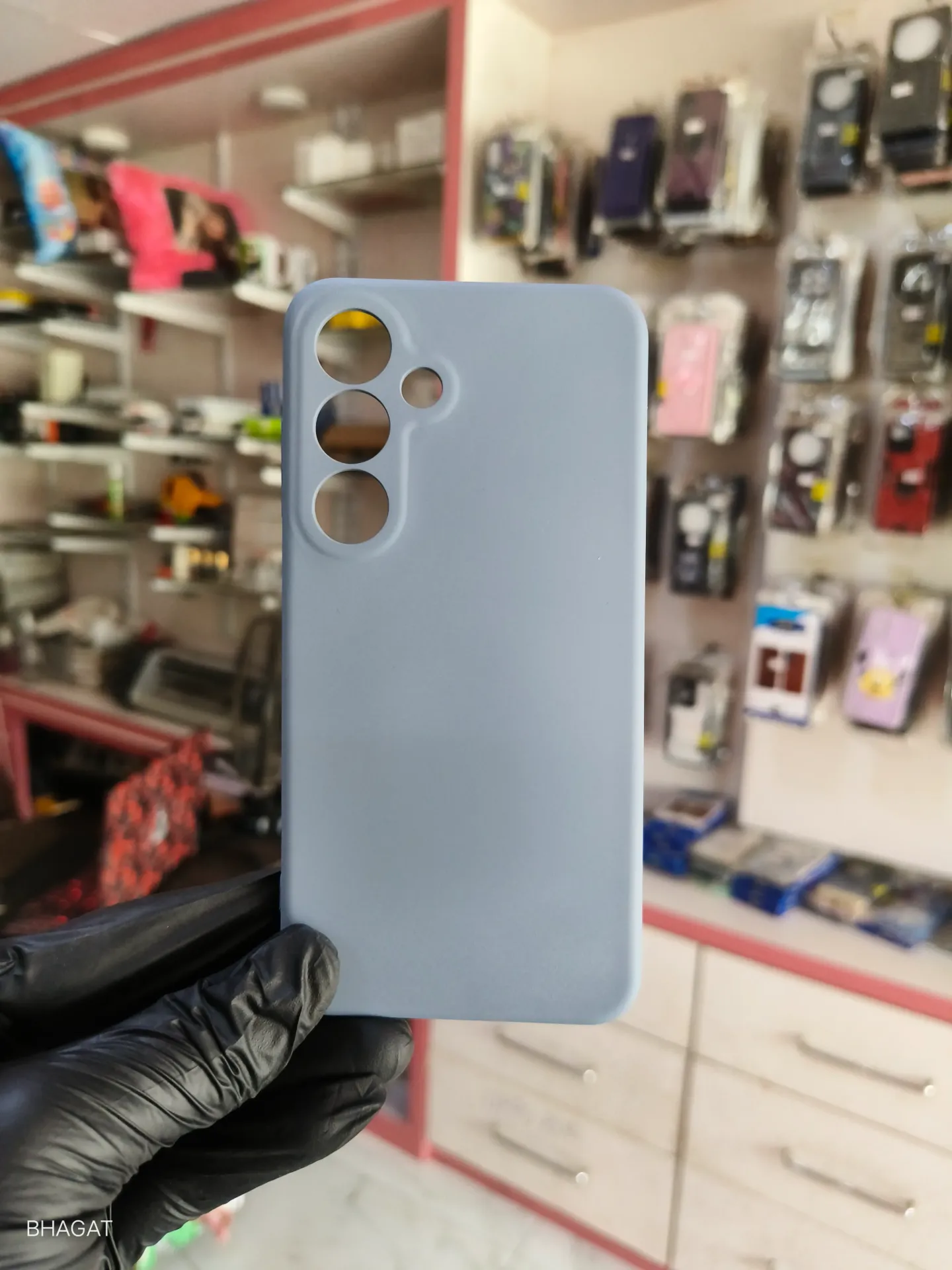 Silicon case with inside cloth -S24