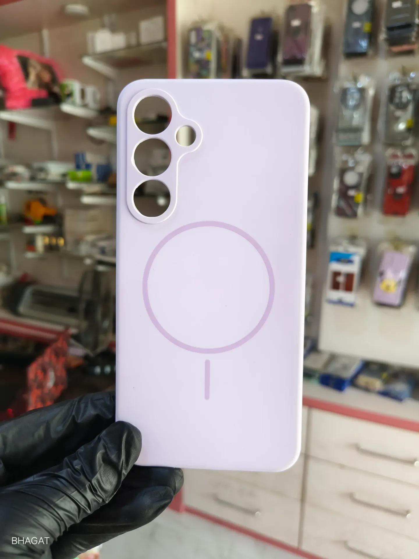 Silicon case with magsafe with inside cloth -S24 FE