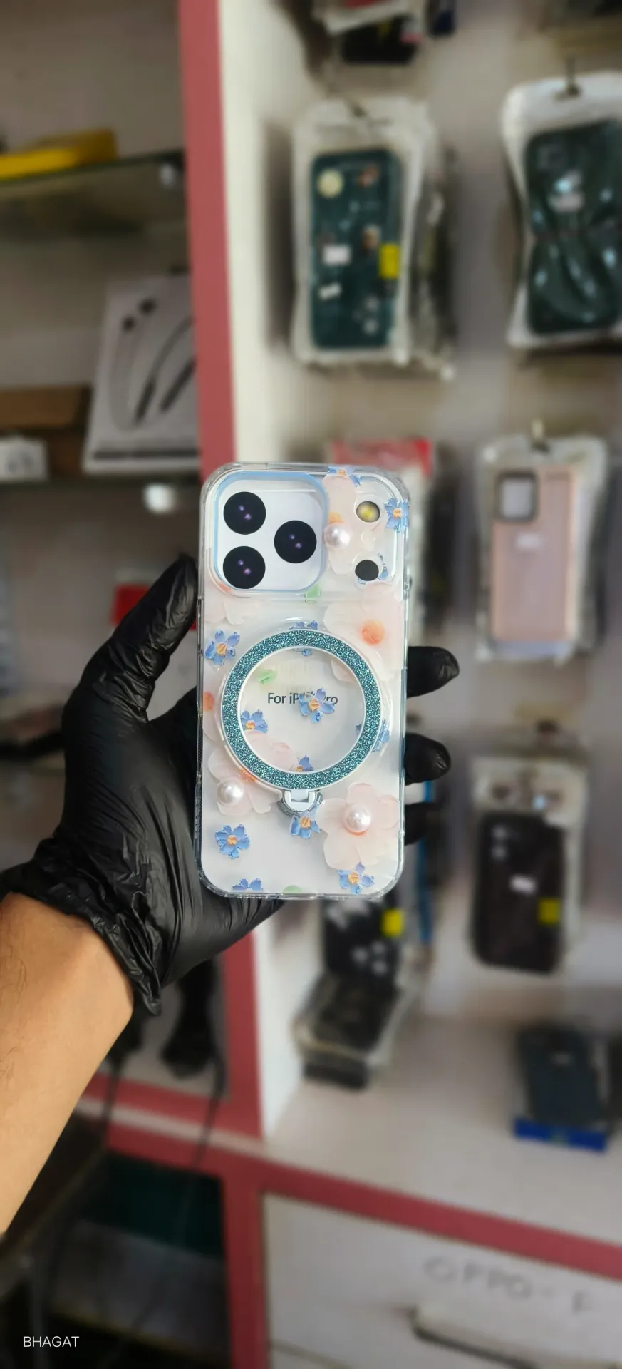 Flower case with magsafe stand - iphone 17 pro