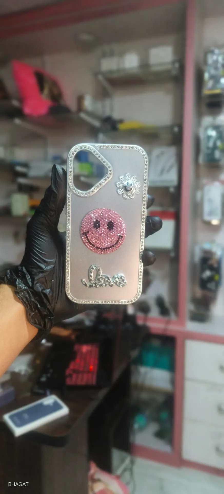 Dimond girlish case - iphone 17