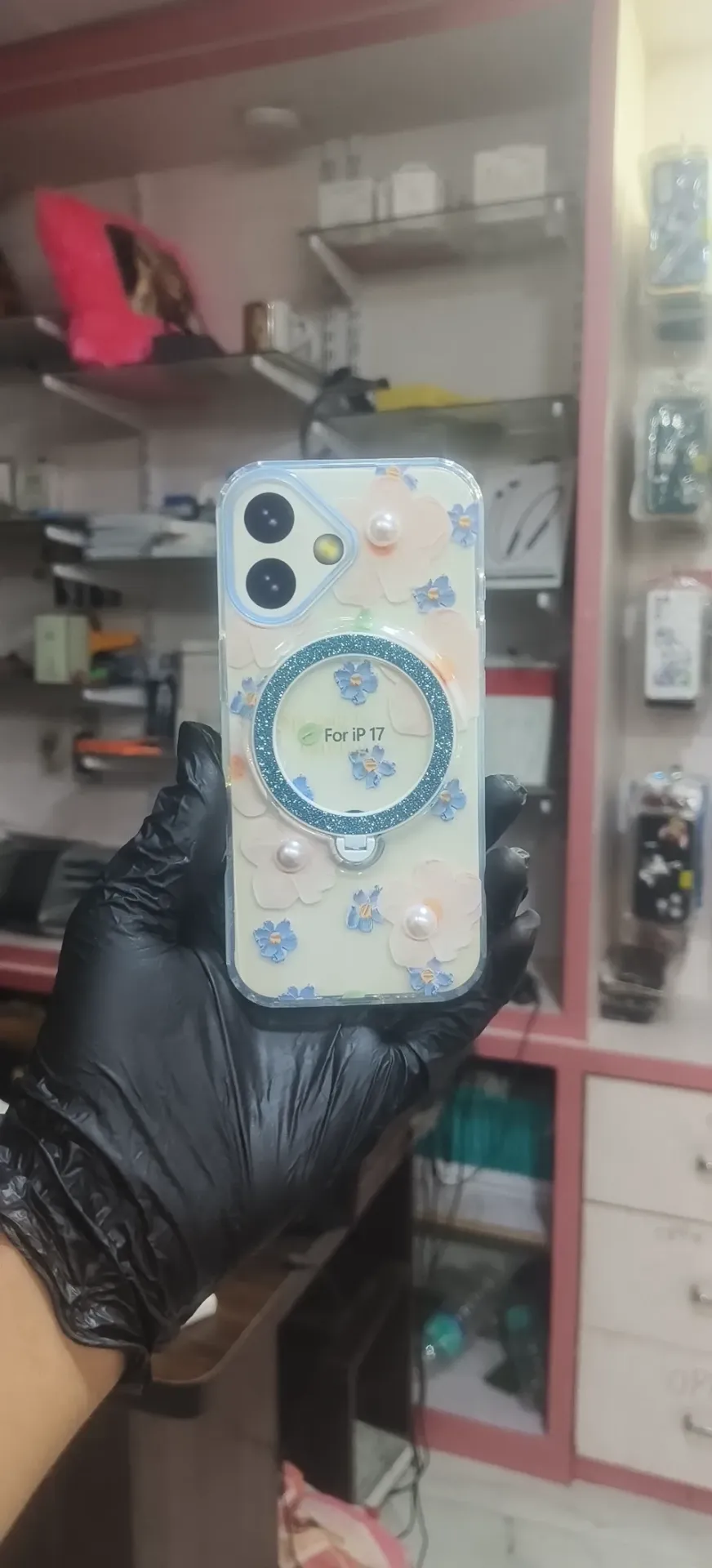 Flower case with magsafe stand - iphone 17