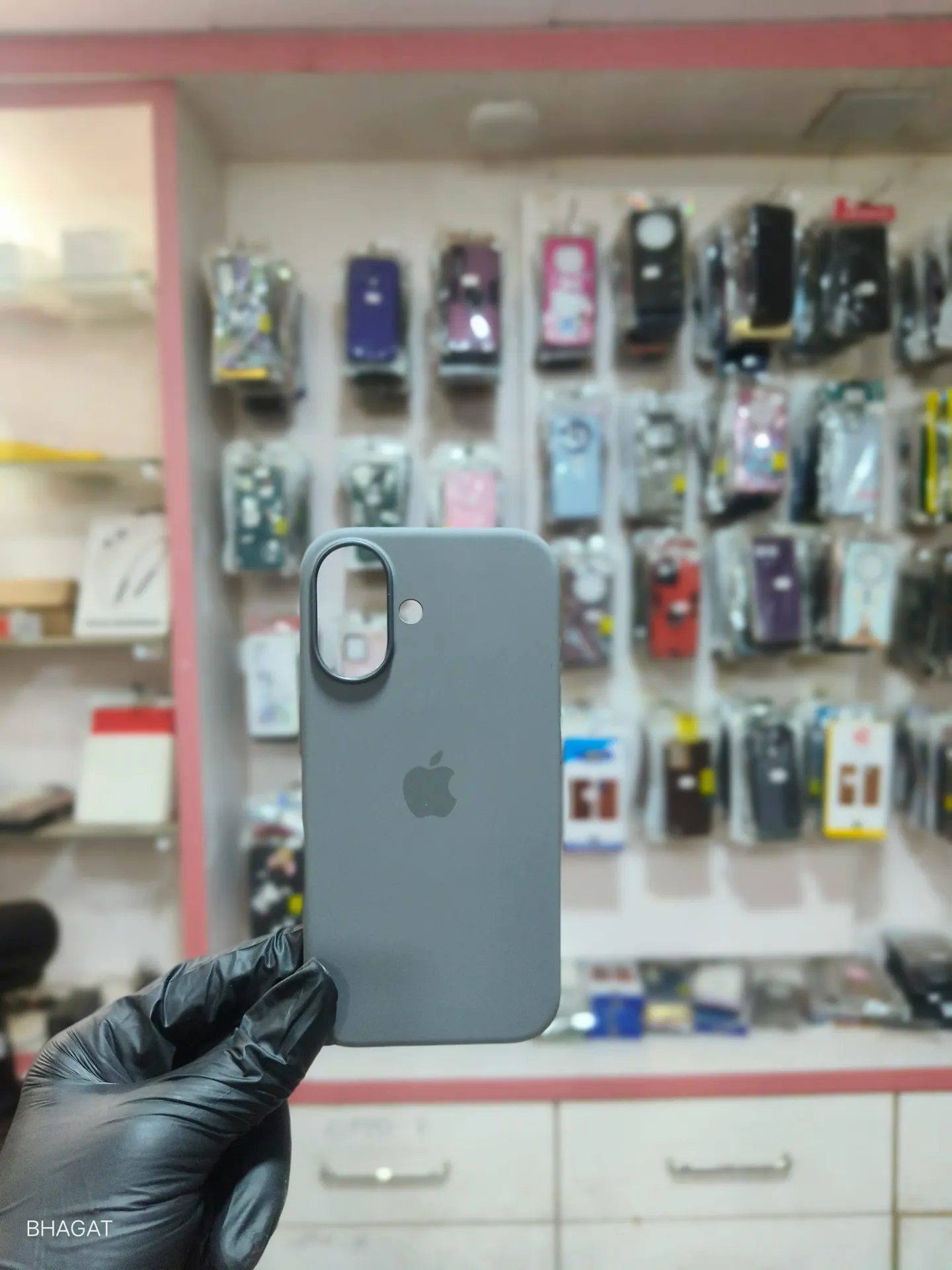 IC PopUp Liquid Silicon Case -iPhone 16