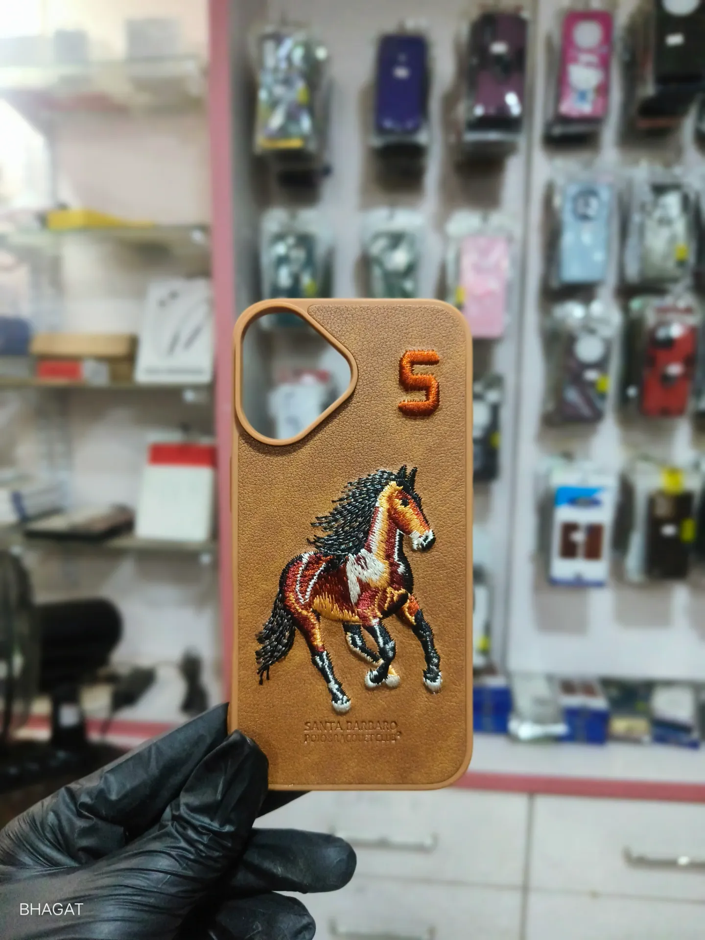 Santa Barbara Leather Case -iPhone 16