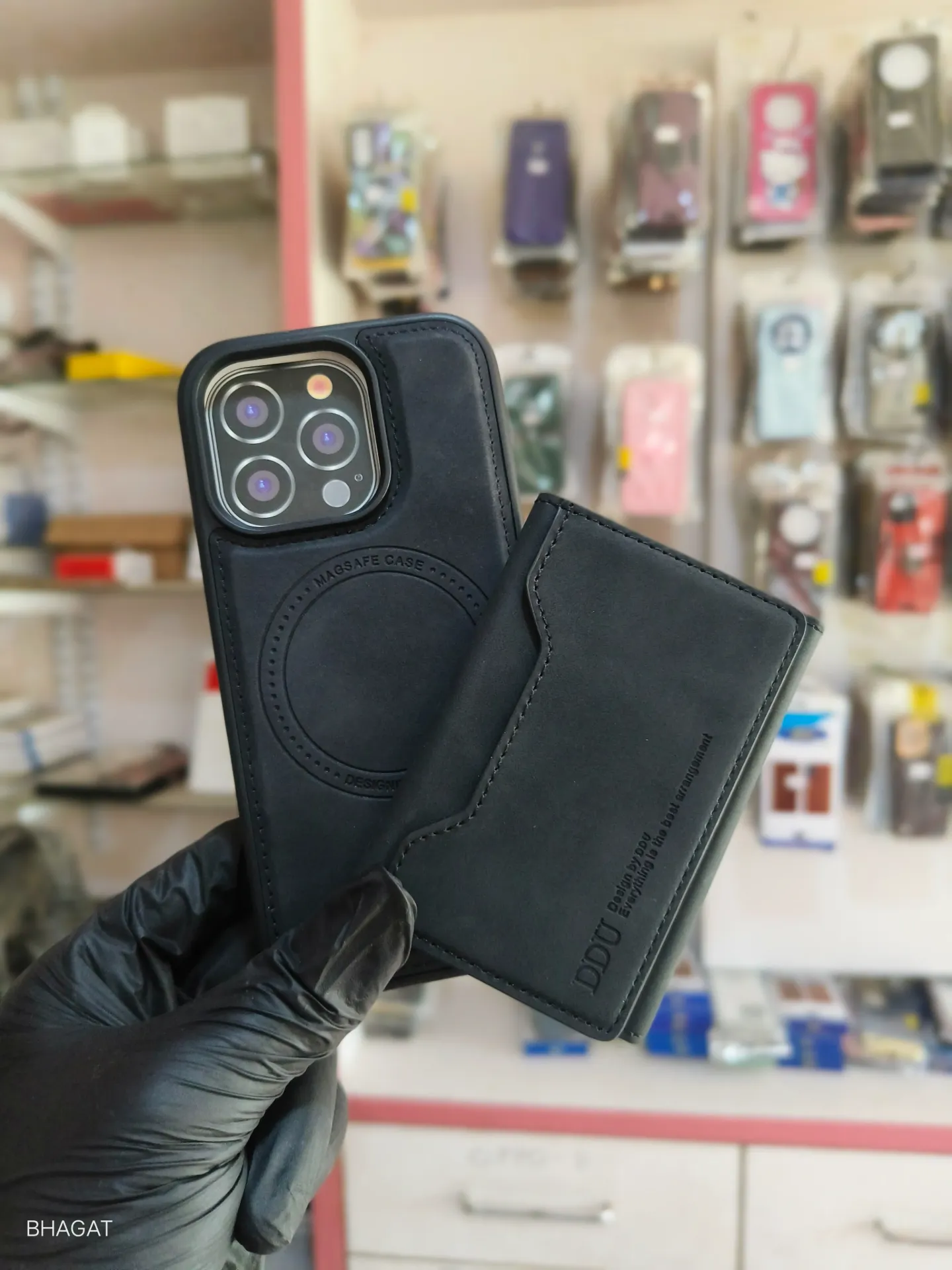 DDU Leather wallet case magsafe - iphone 16 pro