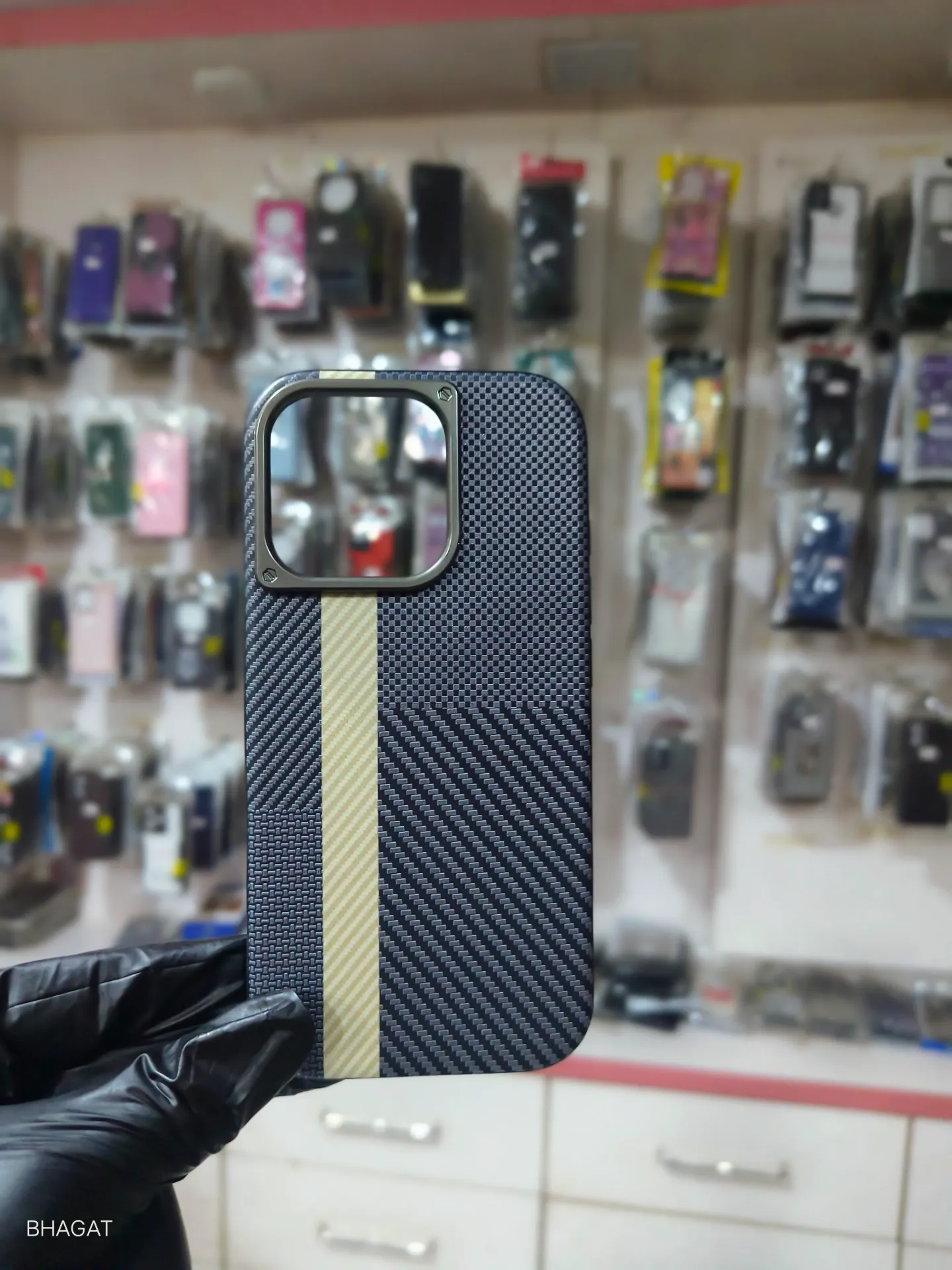 Carbon fibre texture case metal camera Protection - iphone 16 pro
