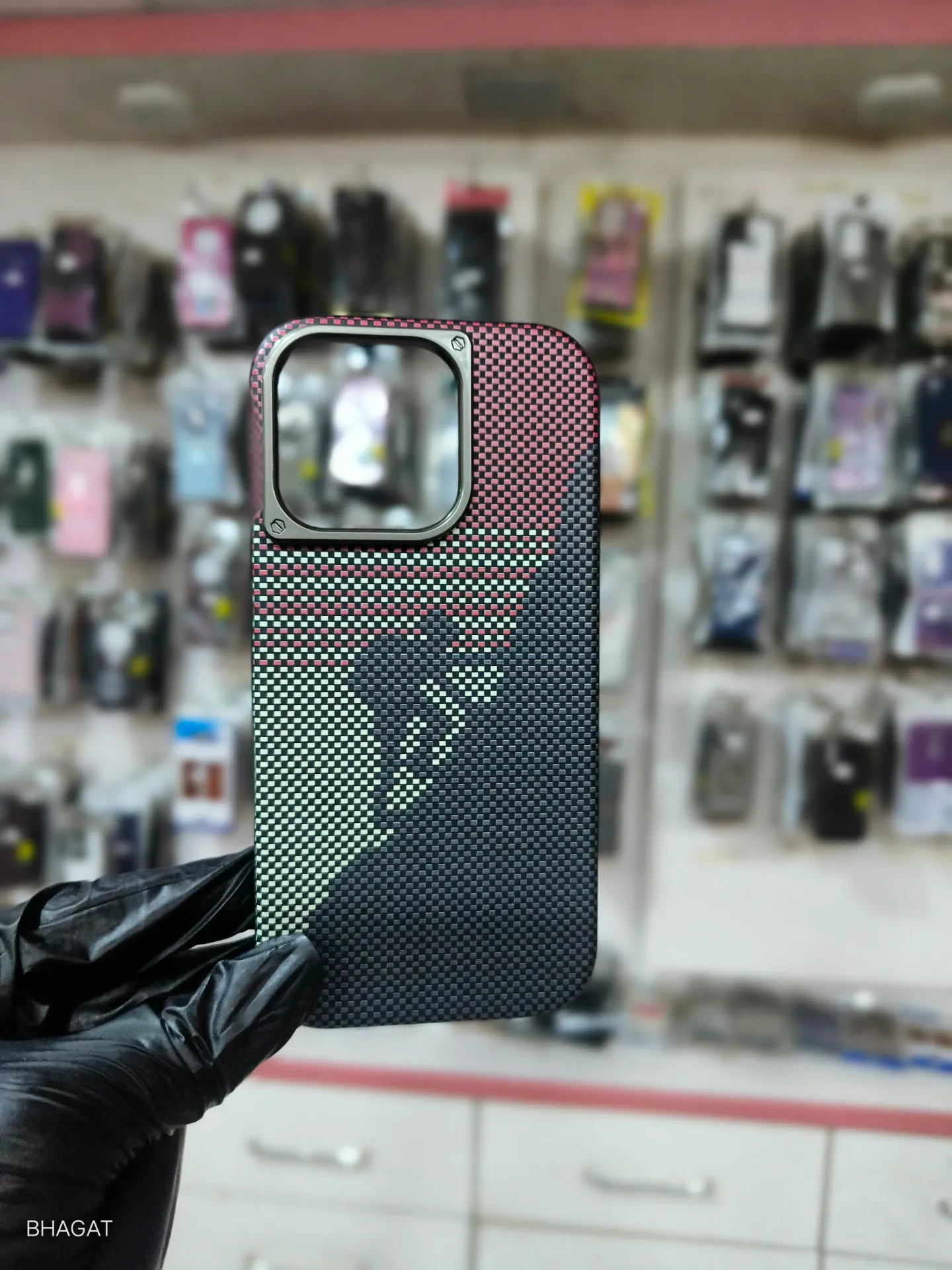 Carbon fibre texture case metal camera Protection -  iphone 16 pro